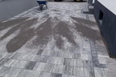 Sanierung von Hof und Terrasse