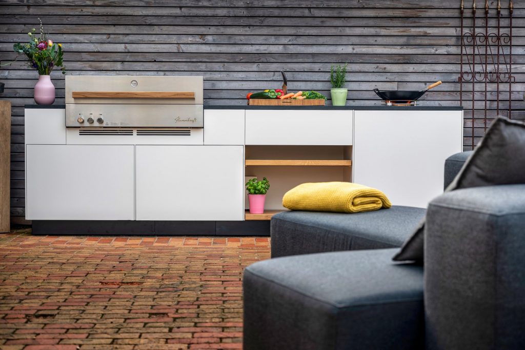 Freiluftkueche 924 von 1540 HDR